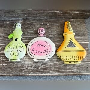 Home Interiors Kids Set of Three Decorative Perfume Bottles Wall Art Ceramic New